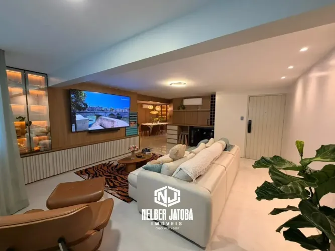 Ponta Verde | 175m² | Porteira Fechada | 3 quartos (2 Suítes)