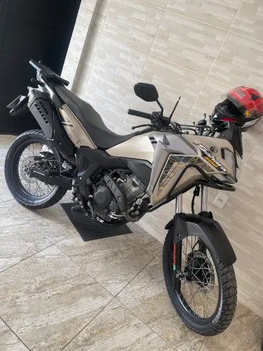 SAHARA 300 adv 2025