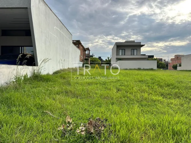 Terreno à venda no condomínio Terras da Estância
