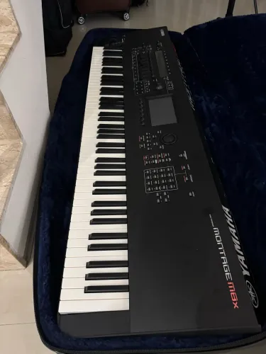 Yamaha Montage M8X (menos 2 meses de uso)