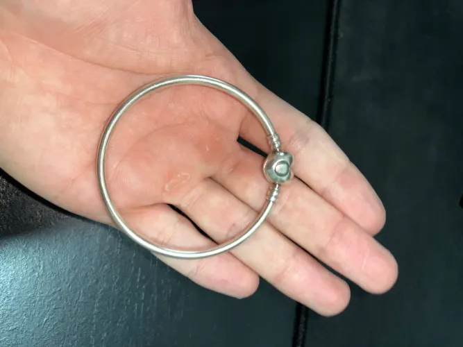 pulseira pandora rígido 