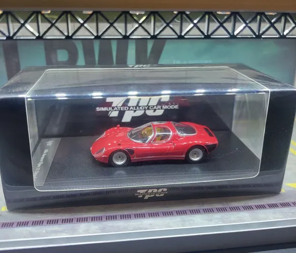 Alfa Romeo Stradale (TPC) 1/64 Lacrado 