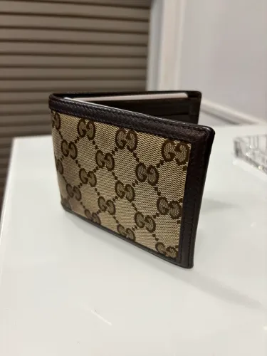Carteira Gucci Bifold GG Monograma