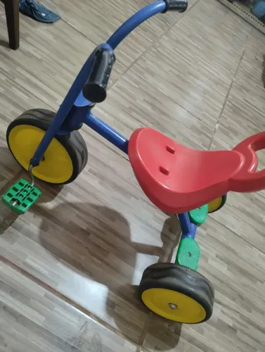 Triciclo infantil