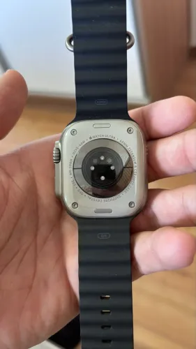 Apple Watch Ultra 2 - 49mm