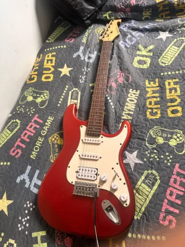 Guitarra gianinni