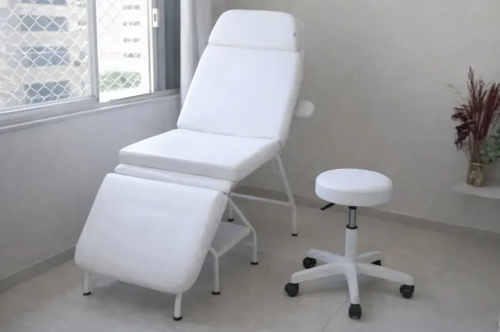 Maca Reclinável Profissional Estética em Ótimo Estado