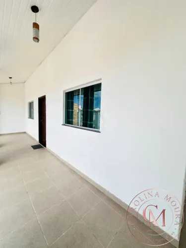 Condomínio Jardim Bom Clima - Casa com 4 quartos, sendo 2 suítes.