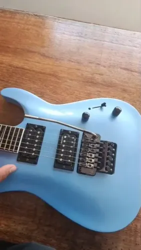 Guitarra Jackson JS32 avaliada em 6k