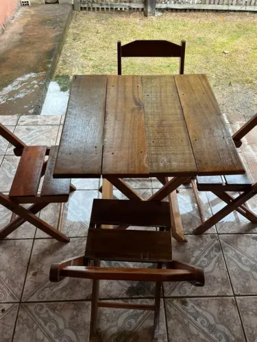 Jogo de mesa dobrável 