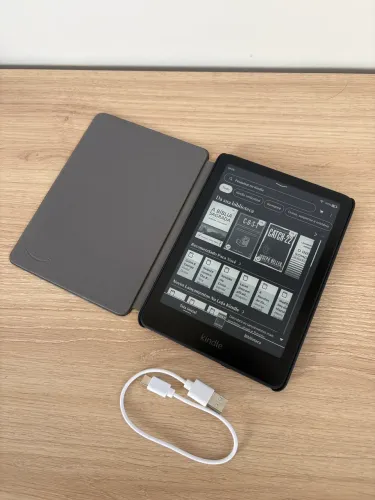 Kindle Paperwhite 12ª Geração Tela 7"