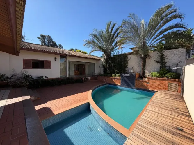Casa à venda no condomínio Residencial Samambaia em Bauru-SP.