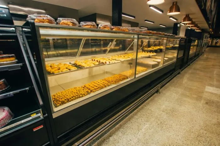 Equipamentos novos para supermercado