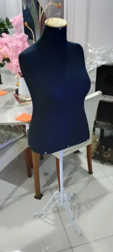 2 Manequins - corpo e busto