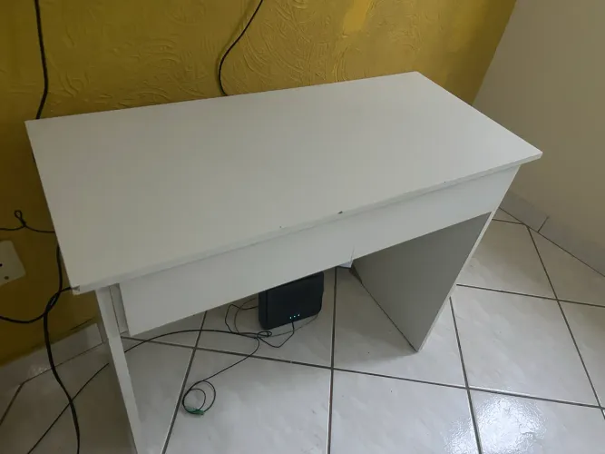 PENTEADEIRA BRANCA