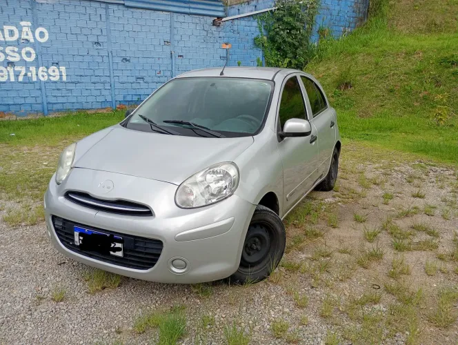 Nissan March S 1.0 16V Flex Fuel 5P 2013