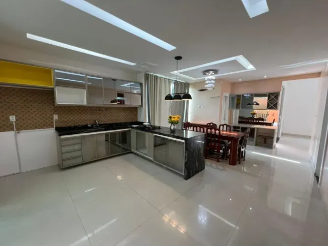 VENDO CASA TERREA 03 SUITES NO CIDADE JADRIM 2 POR R$ 1.380.000