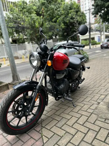 Meteor 350 Fireball Red | Pedro