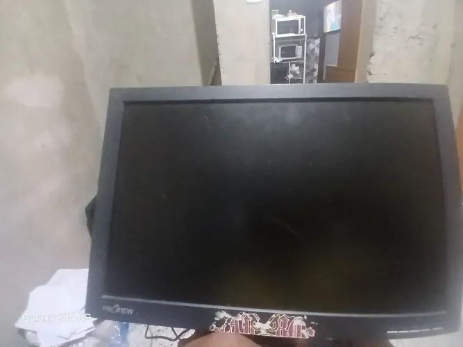 Monitor bem conservado