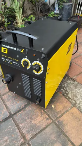 Máquina de solda MIG/MAG Esab Smasheweld 266x | 220/380v trifásico