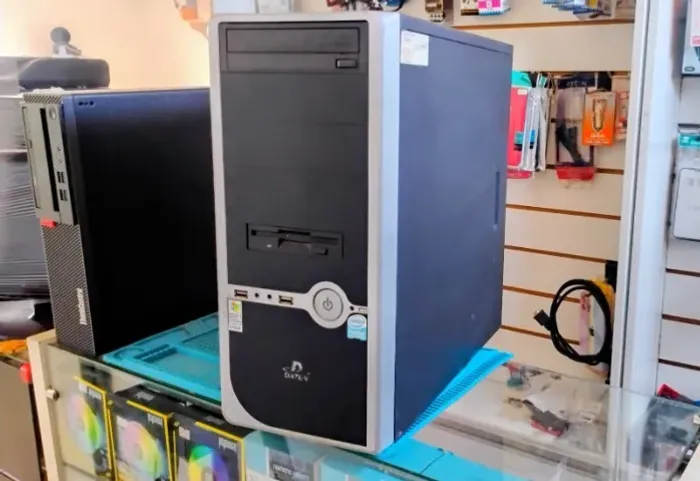 Computador CPU Daten AMD Sempron | 4GB RAM | HD 240GB (Usado)