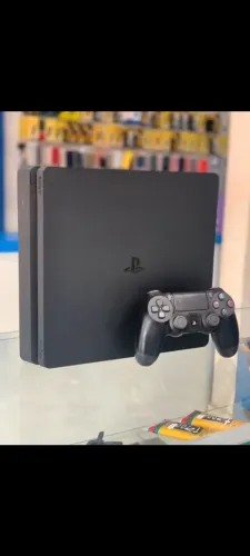 PS4 Slim Completo com Caixa + 2 Jogos (GTA 5)