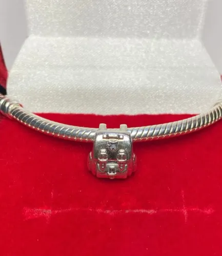 charm pandora prata mochila de viagem