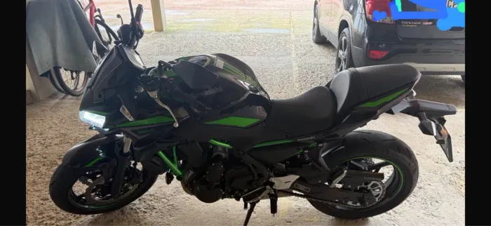 Moto impecável e baixa quilometragem