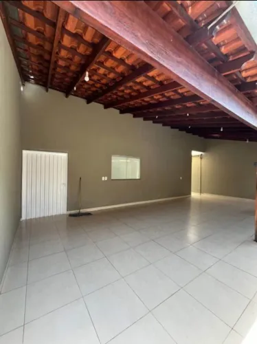 Casa com 3 dormitórios para alugar, 150m² por R$ 2.300/mês - Santa Rosa - Uberlândia/MG