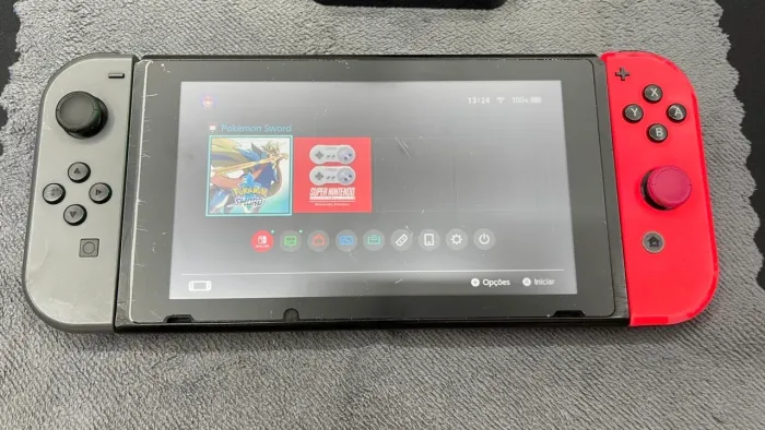 Nintendo Switch Completo + Jogo Pokémon Sword