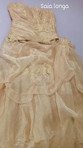 Vestido Debutante 2 em 1 Dourado