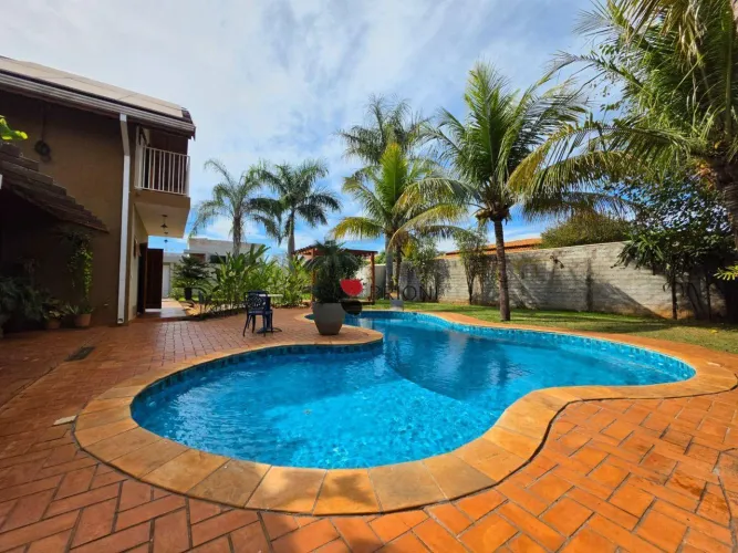 Chácara alto padrão com 203m², 3 quartos, à venda no Recanto do Rio Pardo em Jardinopolis/