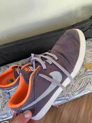 Nike Suketo 44 Usado