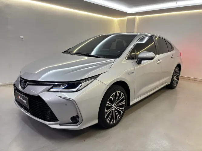 Corolla Altis Prem. Hybrid 2023