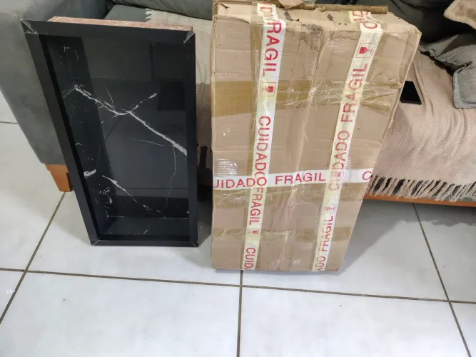 Vende-se dois nichos para banheiro de porcelanato novos nunca utilizamos por 170 reais