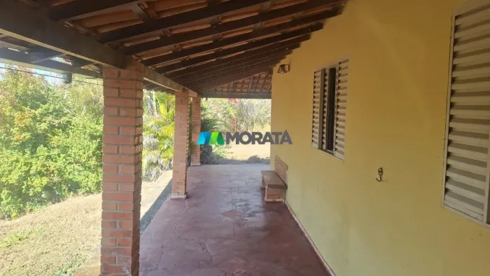 FAZENDINHA À VENDA - 27 HECTARES - BALDIM (MG)