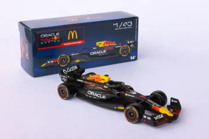 Miniatura Formula 1 X McDonald's - Oracle Red Bull Racing