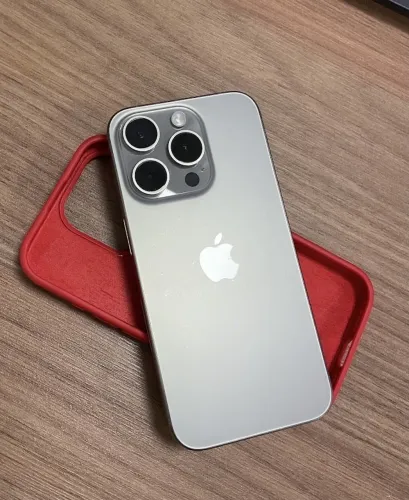 iPhone 15 pro 128gb