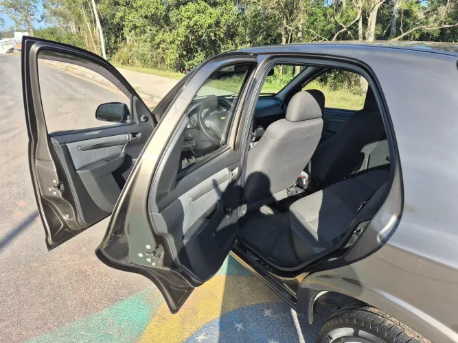 Chevrolet Celta Spirit/ LT 1.0 MPFI 8V Flexp. 5P 2014