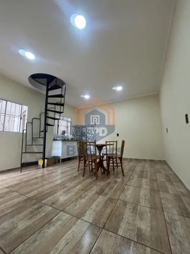 Casa sobrado 2 quartos 1suíte 2 vagas em Centro - Jarinu