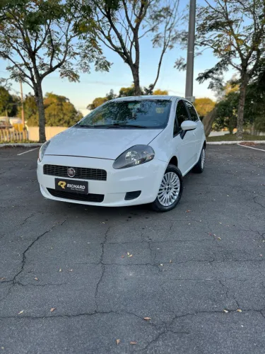 Fiat Punto 1.4 Fire Flex 8V 5P 2010