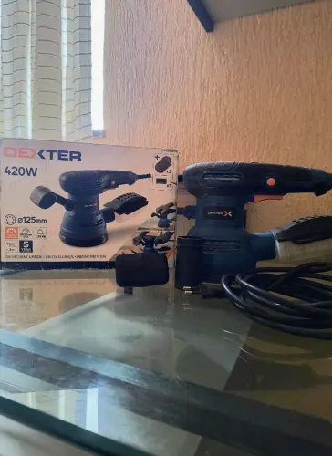Lixadeira orbital Dexter 420w, Semi nova usada apenas 3x
