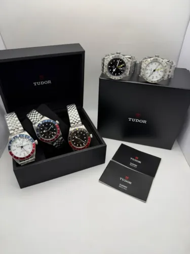 Relógio automático Tudor Black Bay GMT - Diversos Modelos