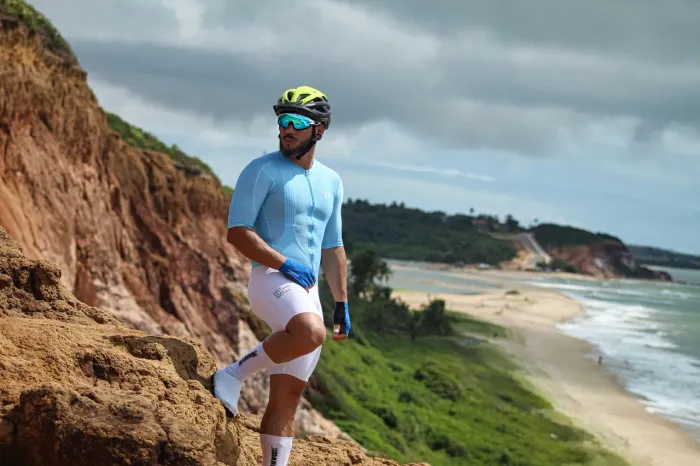 Capacete ciclismo ASW viseira destacável 