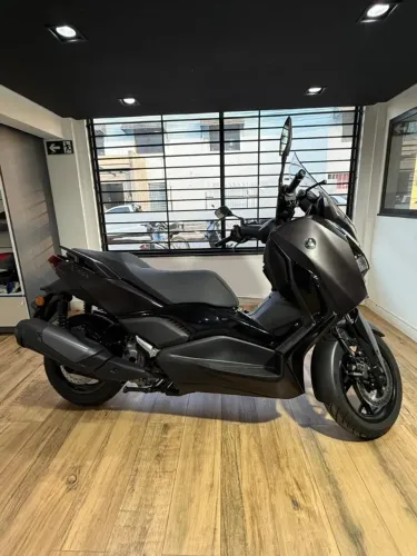 Yamaha XMAX 300 CONNECTED 2026 0km