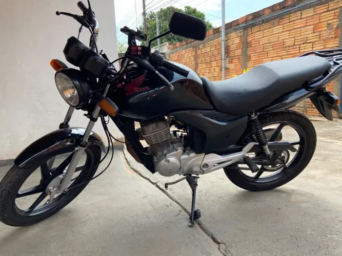 Vendo moto revisada 