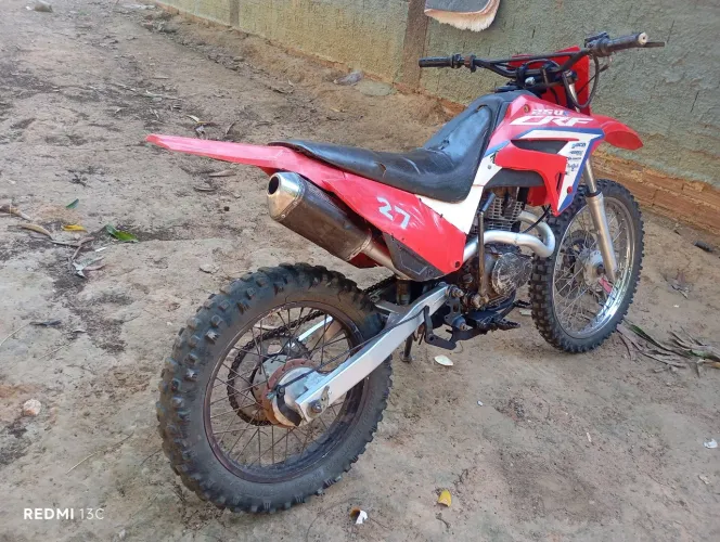 CRF mix, quadro Traxx fly, motor Titan 150.