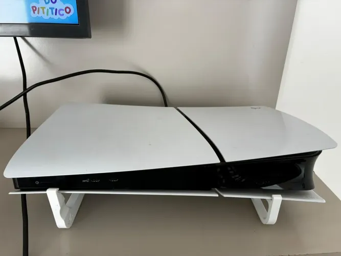Playstation 5 slim digital 1tb com 2 controles