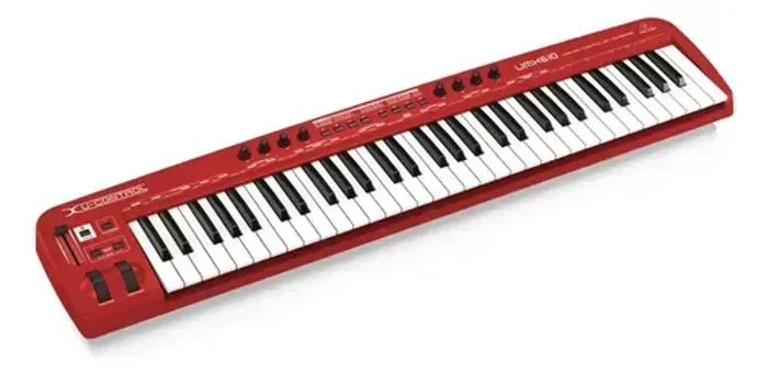 Teclado Controlador Behringer UMX610