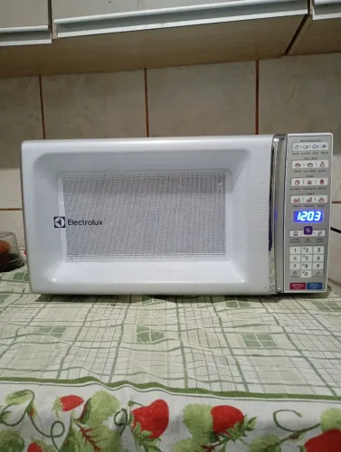 Microondas Electrolux 34 litros 1277
